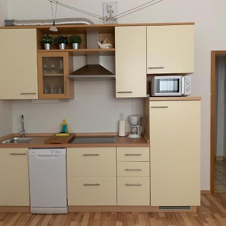 N&N Apartments Jadranovo Esterno foto