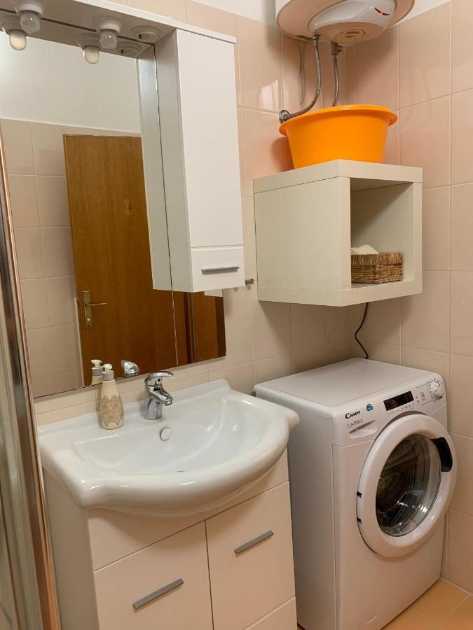 N&N Apartments Jadranovo Esterno foto