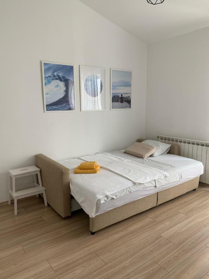 N&N Apartments Jadranovo Esterno foto